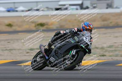 media/Jan-14-2023-SoCal Trackdays (Sat) [[497694156f]]/Turn 4 Set 2 (1030am)/